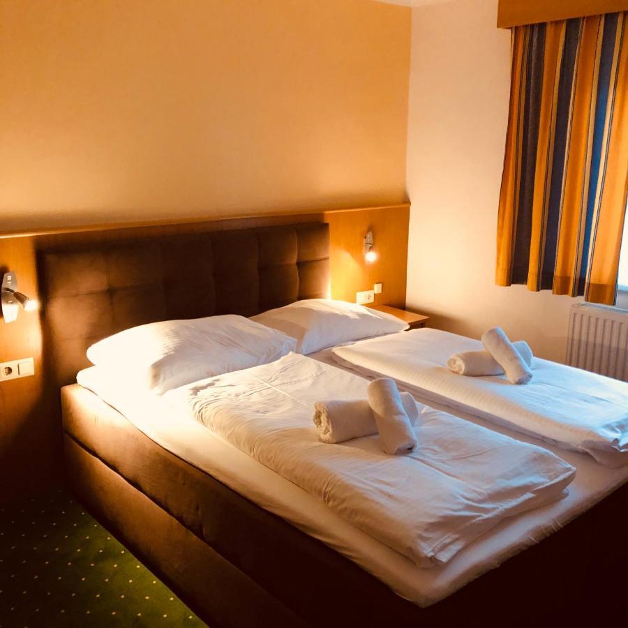 Pension Miracle Zell am See Esterno foto