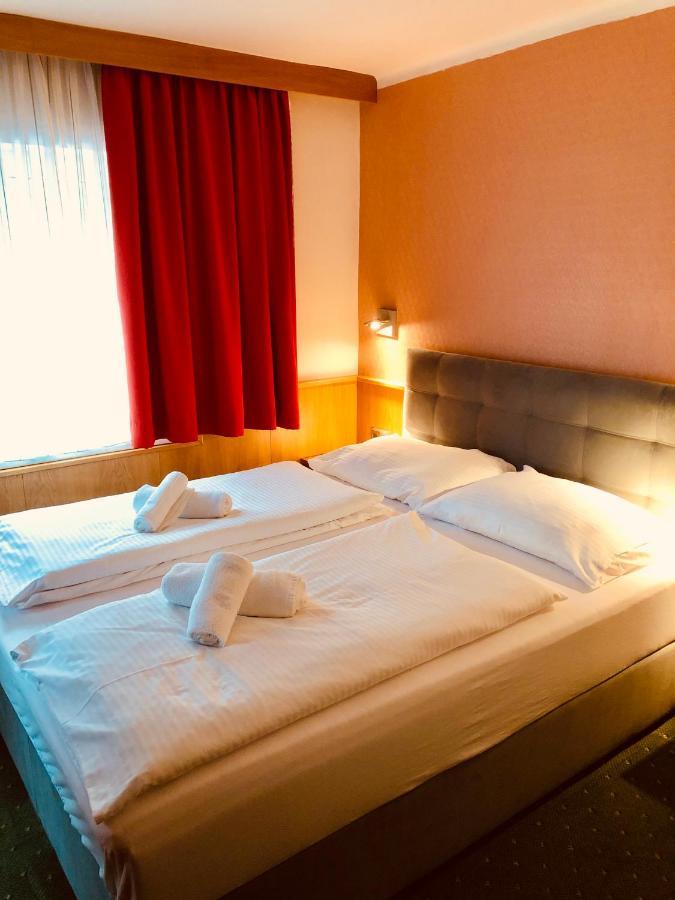 Pension Miracle Zell am See Esterno foto