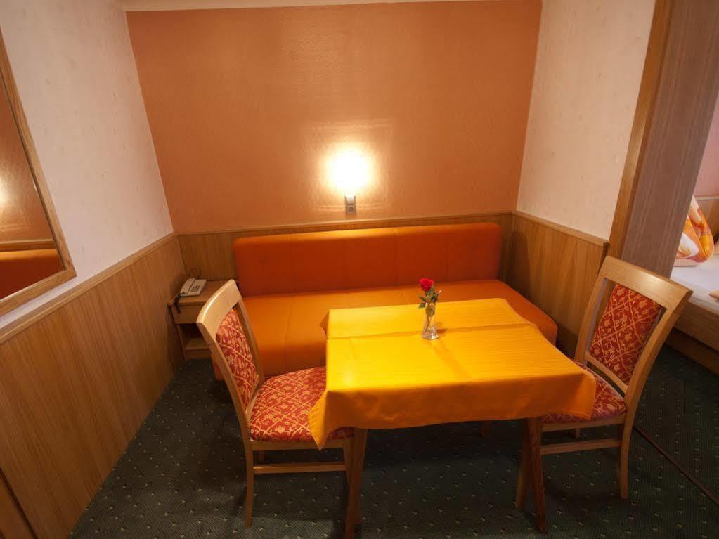 Pension Miracle Zell am See Esterno foto